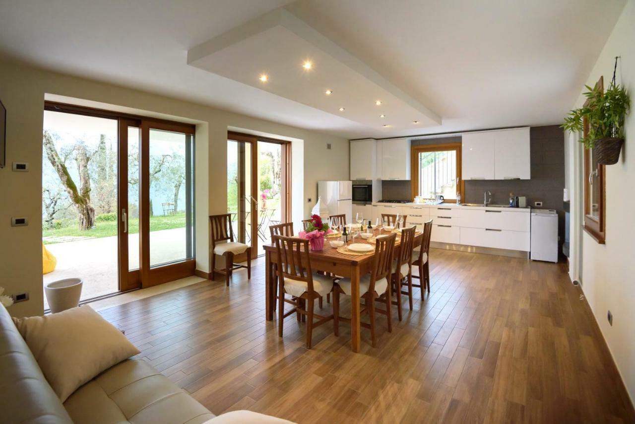 Maison Balu Villa Torri Del Benaco Eksteriør billede
