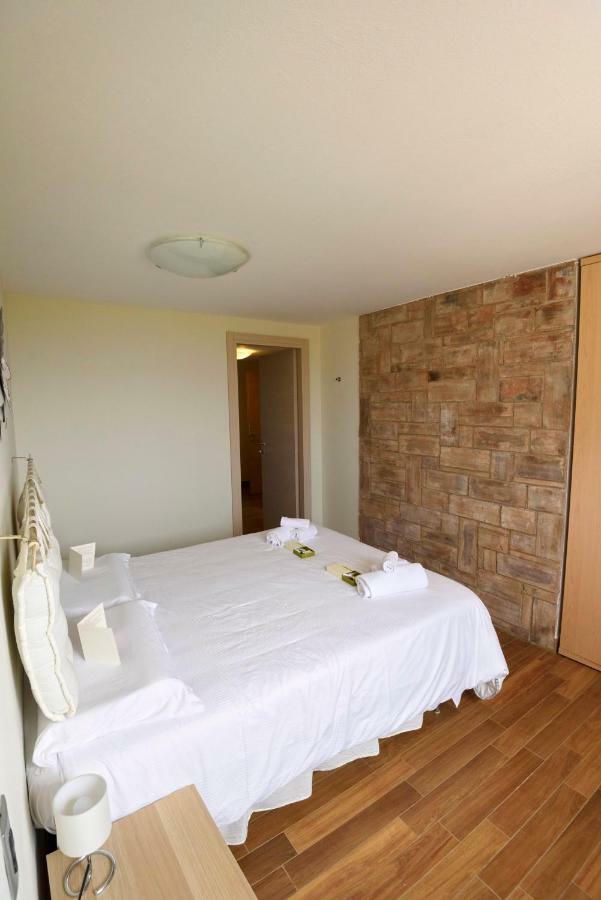 Maison Balu Villa Torri Del Benaco Eksteriør billede